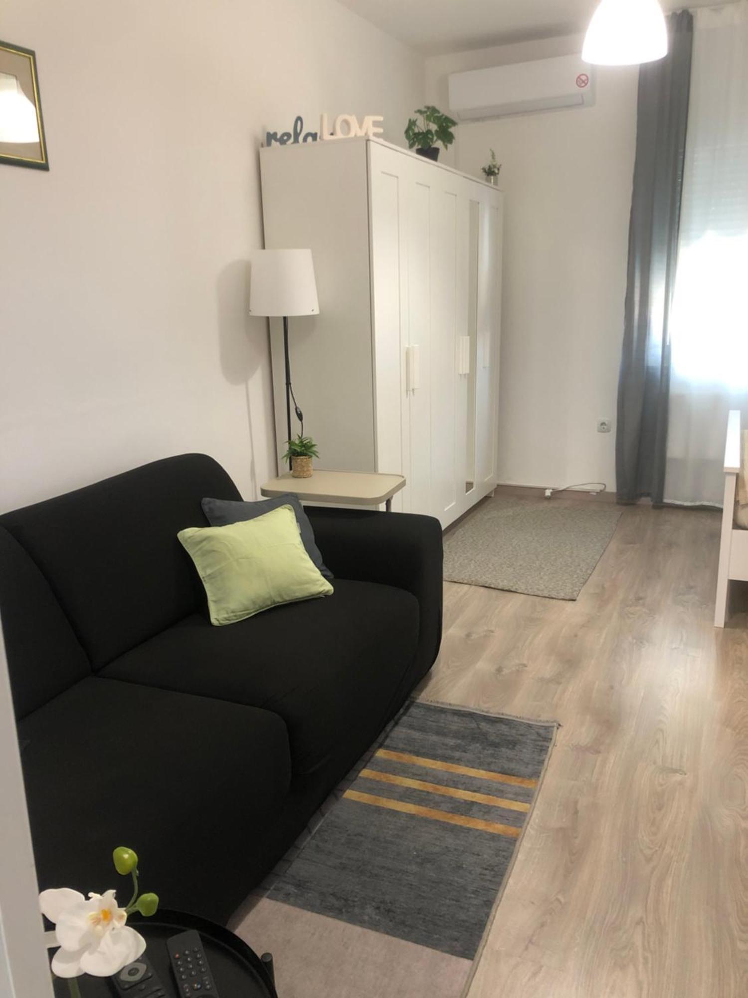 Stipe- With Free Parking, Self Check-in 0-24 Apartament Zagrzeb